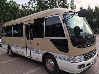 龙海轩租车!机场接送、旅游包车、商务会议、单位用车